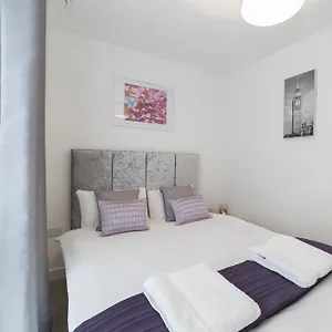 Luxury In2 United Kingdom